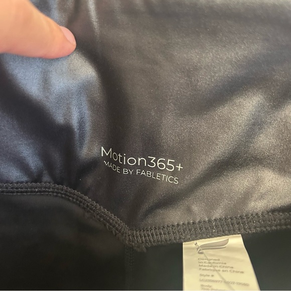 NWT Fabletics Anywhere Motion365+ Shine High Waisted Leggings Size Small - Picture 6 of 11
